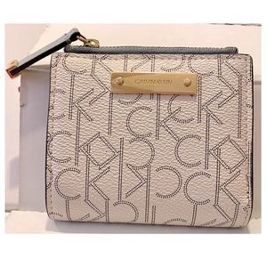 Calvin Klein Logo Small Bifold Wallet Coin Purse